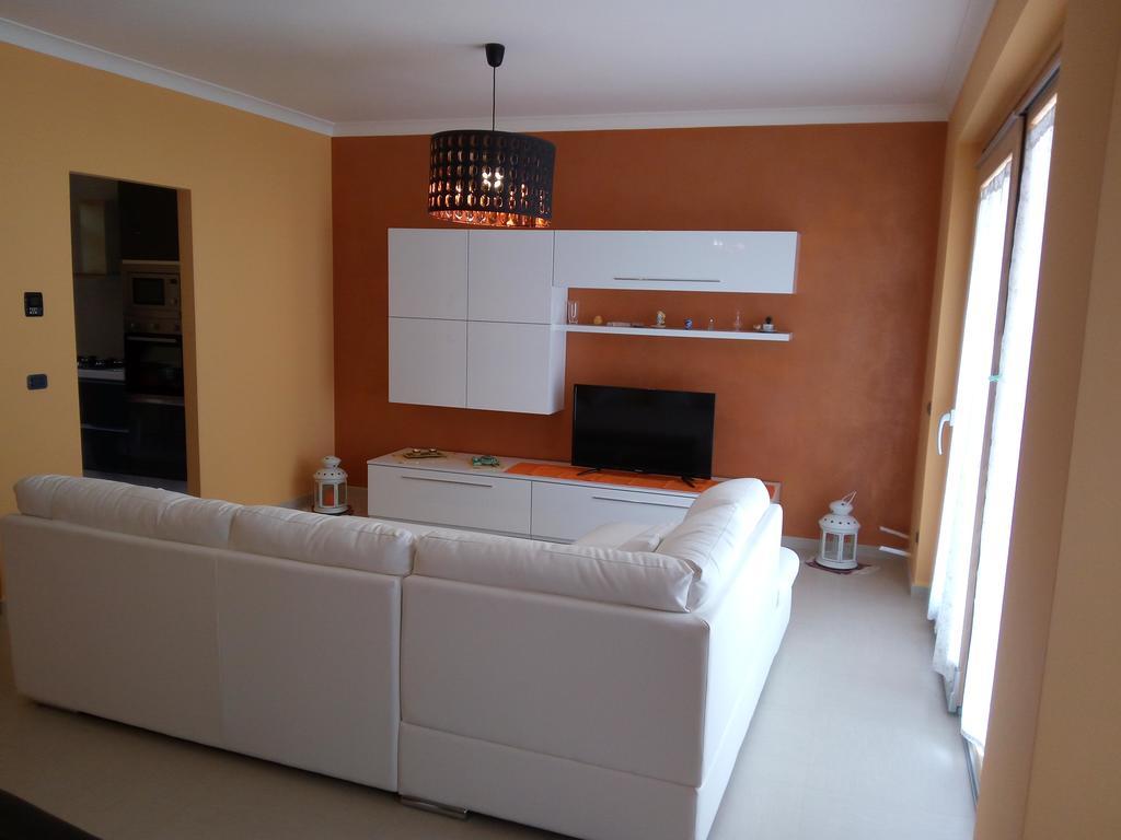 גיארדיני נאקסוס Casa Vacanza Cicirello מראה חיצוני תמונה
