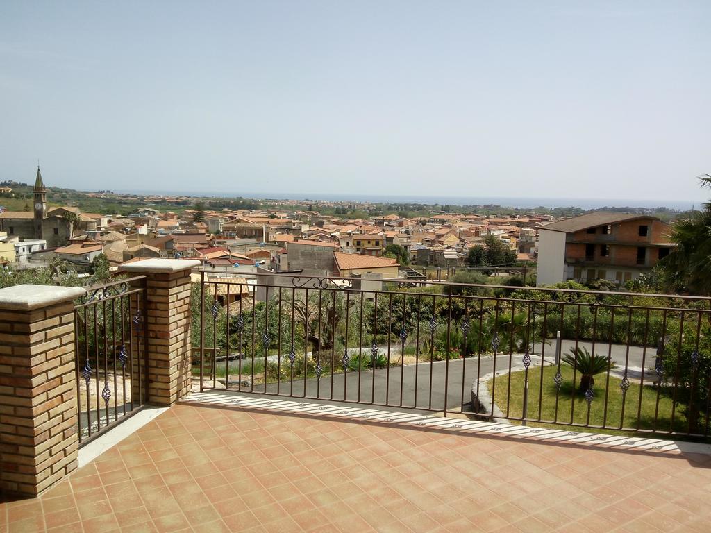 גיארדיני נאקסוס Casa Vacanza Cicirello מראה חיצוני תמונה